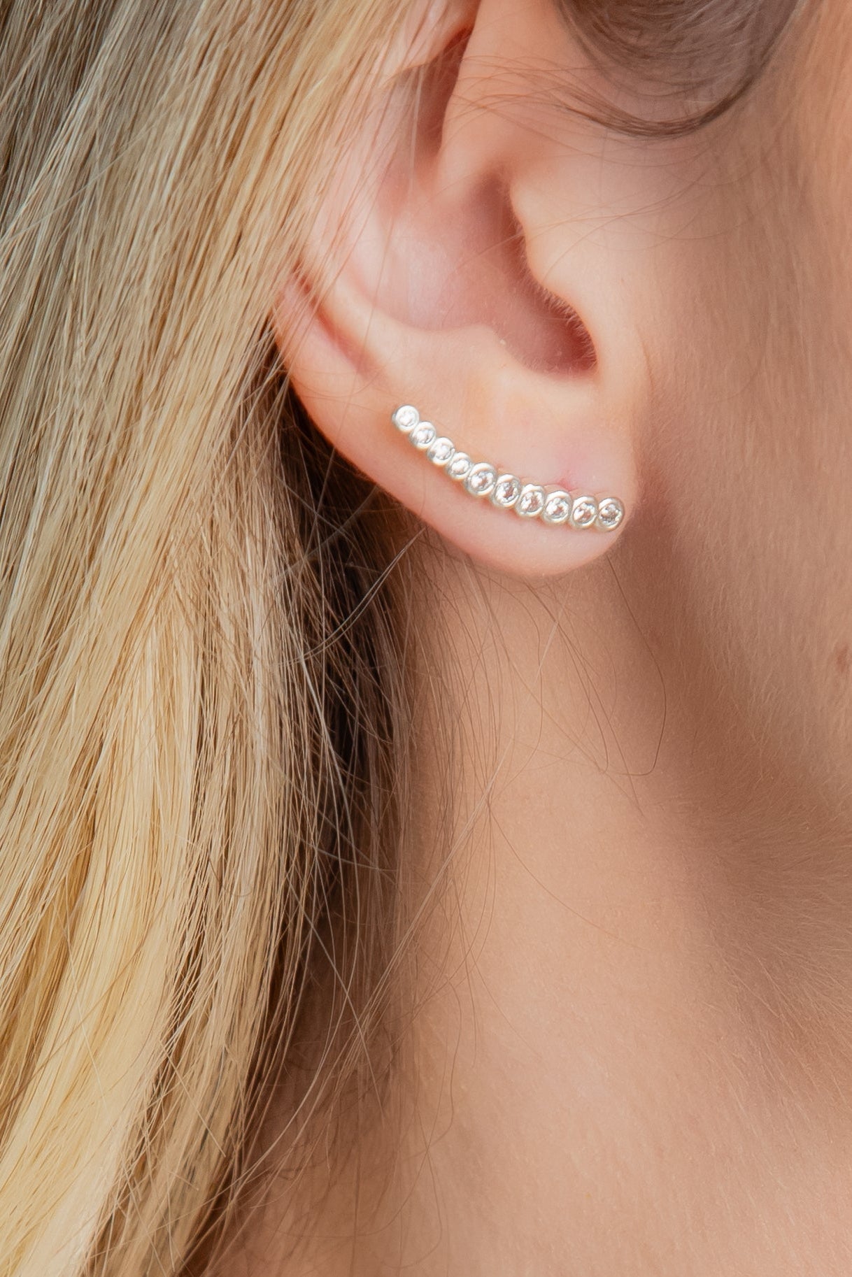 Brinco Ear Cuff Zircônias