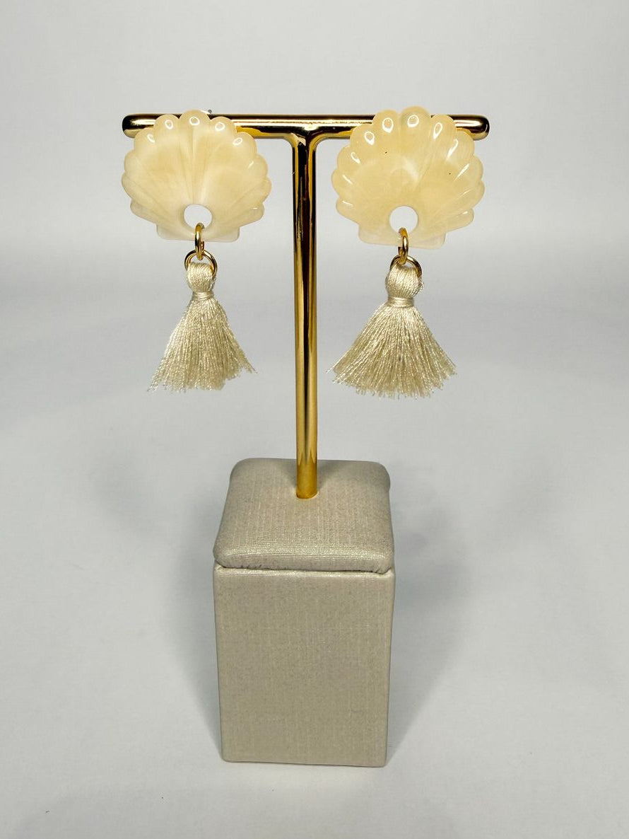 Brinco Concha com Franjinha