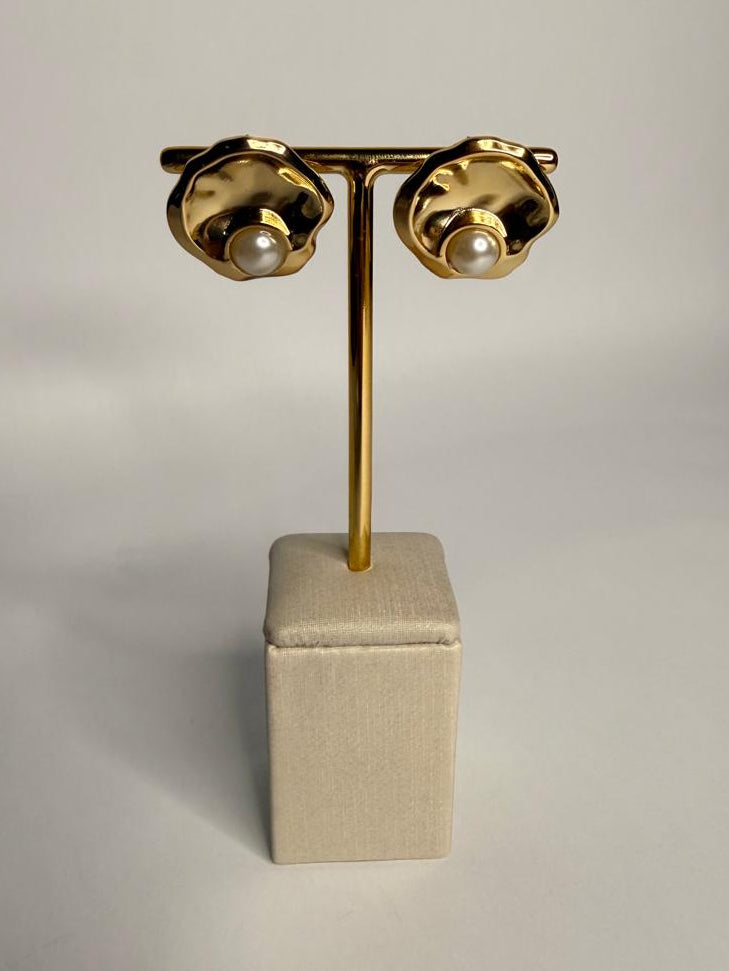 Brinco Concha com Pérola