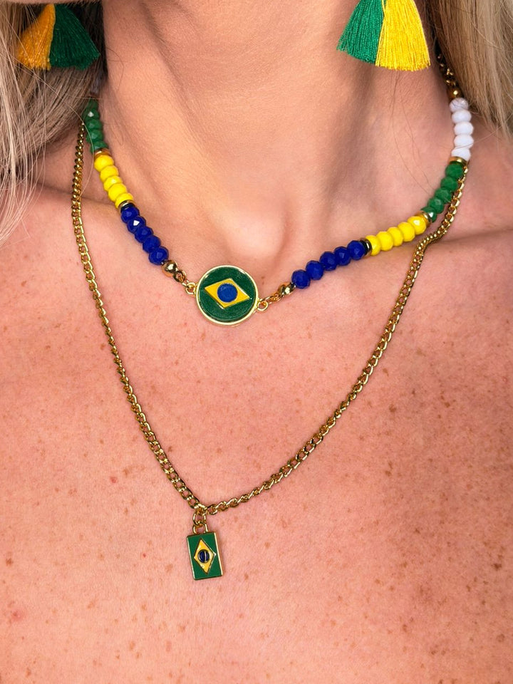 Colar com pingente bandeira do Brasil