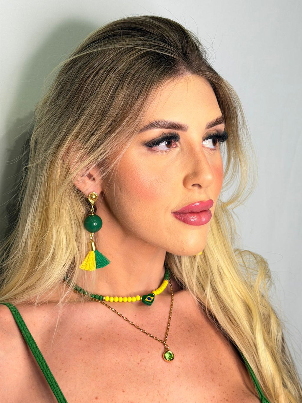 Chocker Verde e Amarela