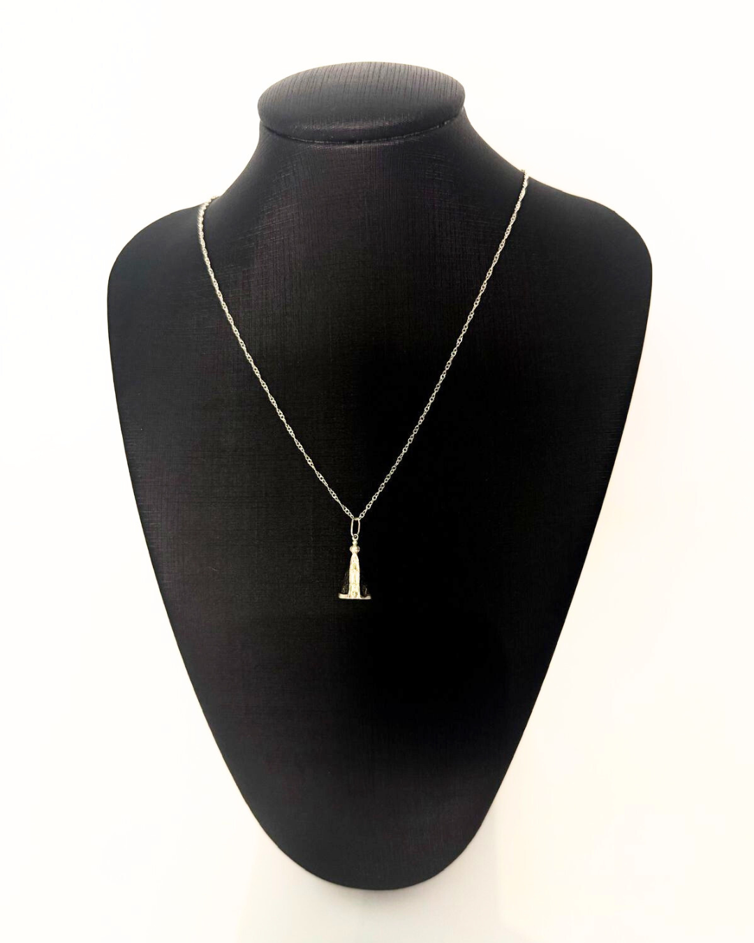 Colar Singapura com pingente Nossa Senhora Aparecida
