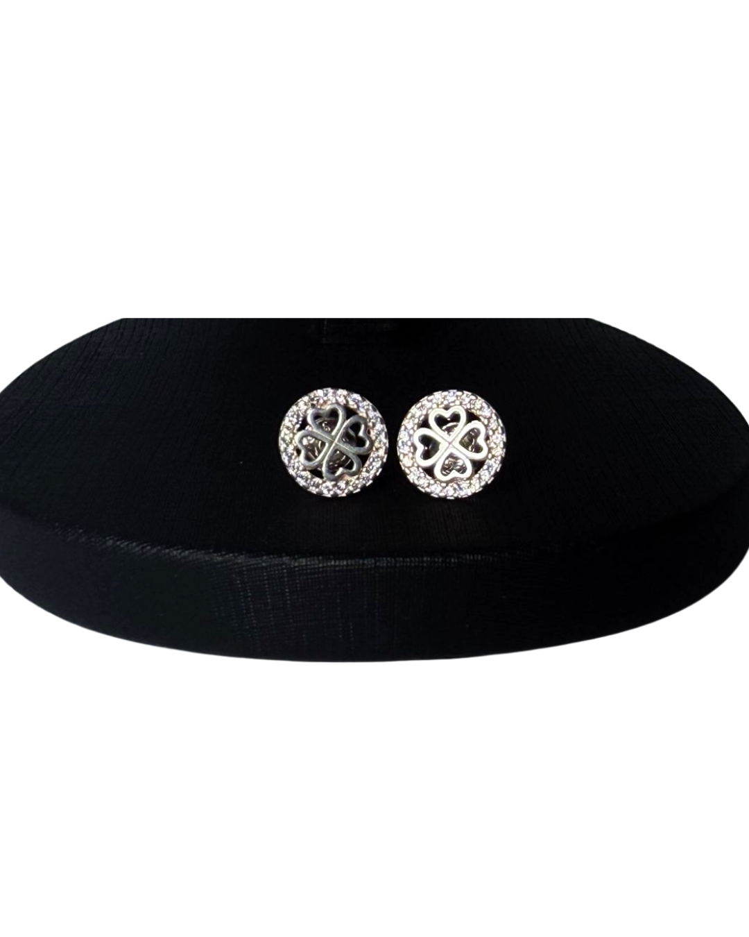 Brinco Trevo Cravejado